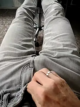 kiam471 online show from 10.28.25