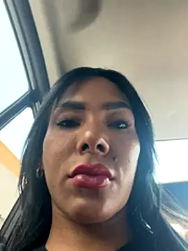 Doll Loren online show from 12.16.25