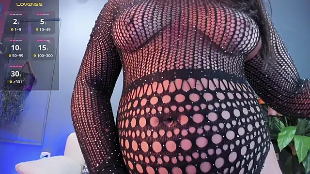 Snapshot of mensia_hernandz chatting on 02.18.25 mensia hernandz online show from 02.18.25