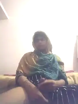 Snapshot of sonalicrossy chatting on 05.20.26 sonalicrossy online show from 05.20.26