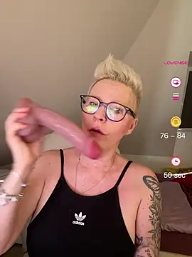 German Milf online show from 05.26.26