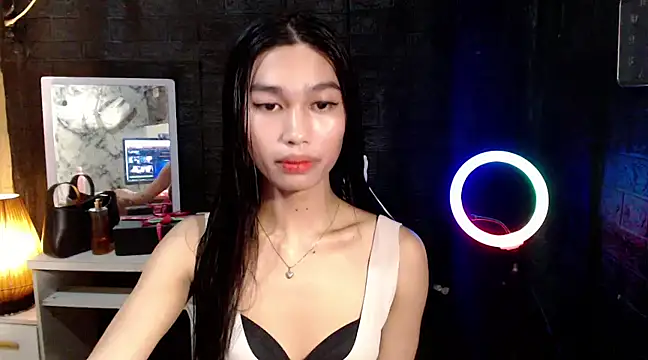 ToKeNa online show from 03.20.25