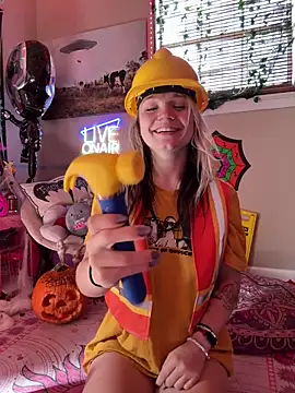 Cutiepiespanks online show from 10.27.25