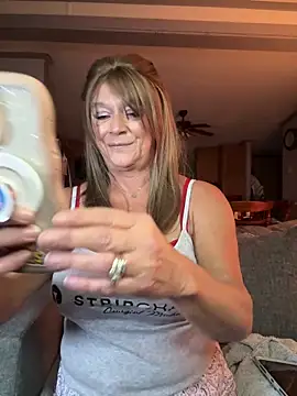 cowgirlc online show from 10.18.25