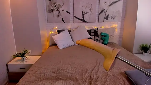 Betty June online show from 02.17.25