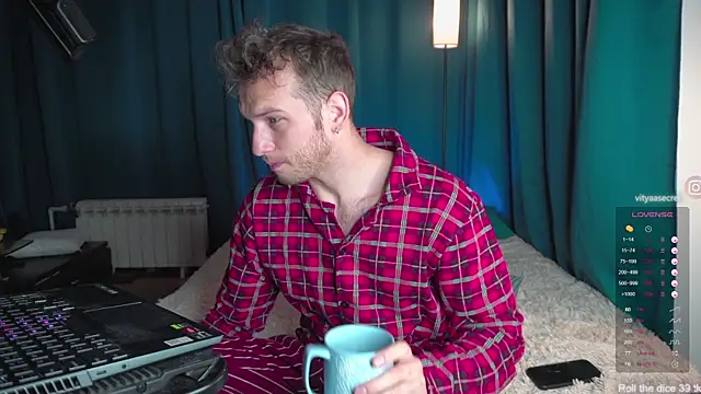 VIktorSecret online show from 11.20.25