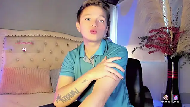 Snapshot of Tim_wolf chatting on 09.16.25 Tim wolf online show from 09.16.25