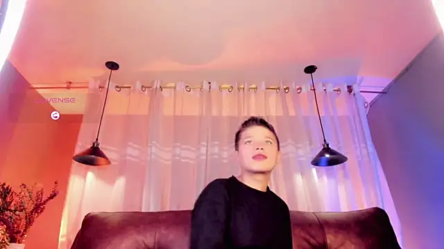 Snapshot of Tim_wolf chatting on 10.15.25 Tim wolf online show from 10.15.25