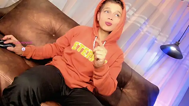 Snapshot of Tim_wolf chatting on 10.18.25 Tim wolf online show from 10.18.25