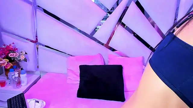 kylie seex online show from 02.06.26