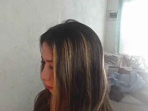 Snapshot of Urbabygirl_jenny chatting on 07.14.26 Urbabygirl jenny online show from 07.14.26