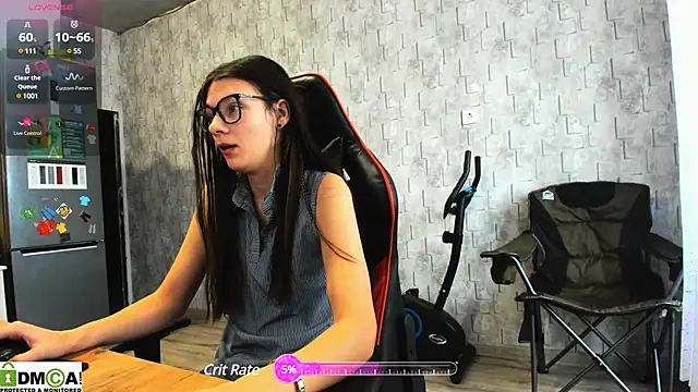 MollyLollipop online show from 12.06.24