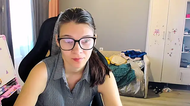 MollyLollipop online show from 09.26.25