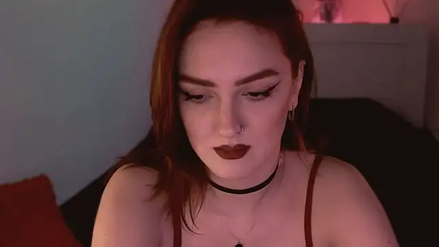 Snapshot of LilyFarey chatting on 12.13.24 LilyFarey online show from 12.13.24