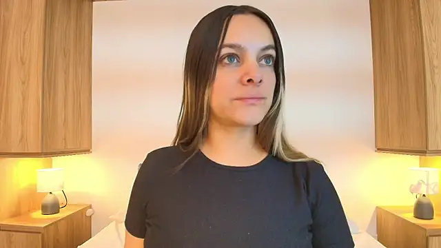 Snapshot of Isabella_Harley chatting on 09.26.25 Isabella Harley online show from 09.26.25