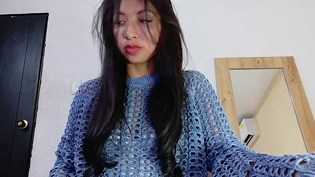 Snapshot of Sweet_baby_hellen chatting on 02.05.25 Sweet baby hellen online show from 02.05.25