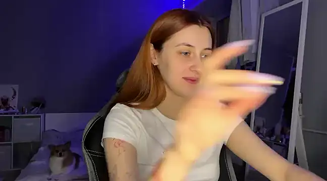 Snapshot of Uniarten chatting on 01.15.25 Uniarten online show from 01.15.25