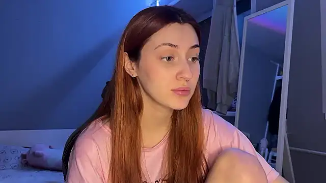 Snapshot of Uniarten chatting on 02.05.25 Uniarten online show from 02.05.25