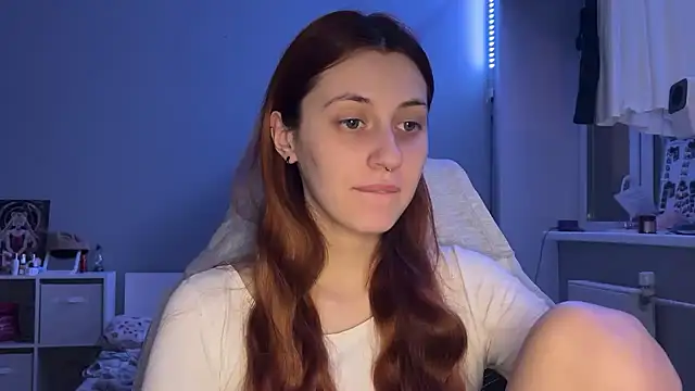 Snapshot of Uniarten chatting on 11.04.25 Uniarten online show from 11.04.25