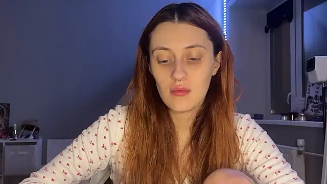 Snapshot of Uniarten chatting on 12.15.25 Uniarten online show from 12.15.25