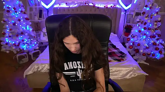 BabyFlowerr online show from 12.18.24