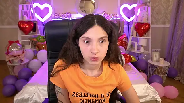 BabyFlowerr online show from 02.15.25