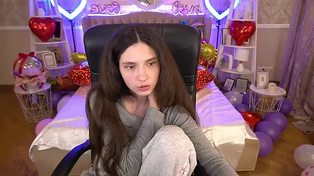 BabyFlowerr online show from 02.21.25