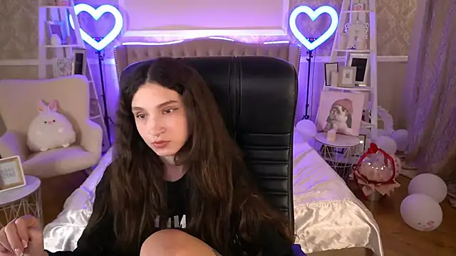 BabyFlowerr online show from 03.03.25
