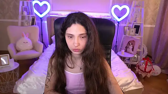BabyFlowerr online show from 03.13.25
