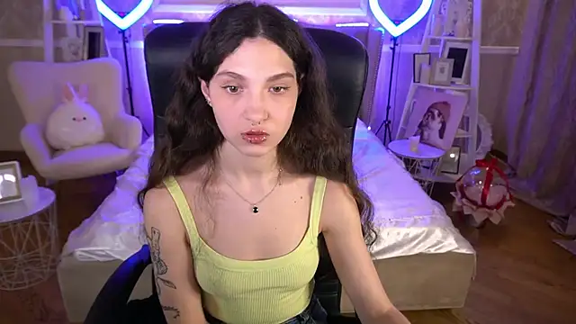BabyFlowerr online show from 03.14.25