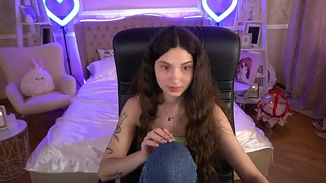 BabyFlowerr online show from 03.15.25