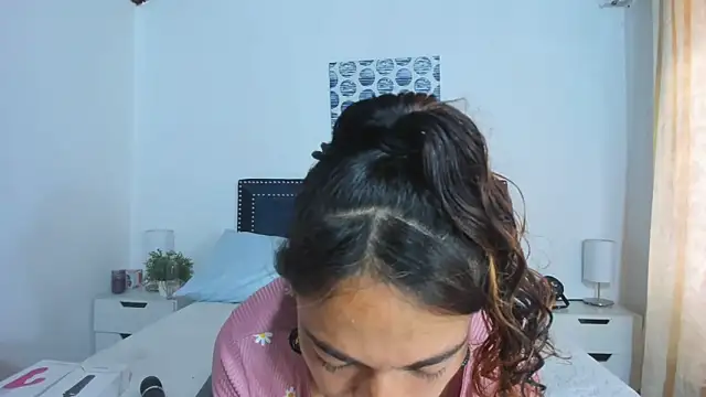 ZulyMichels online show from 02.17.25