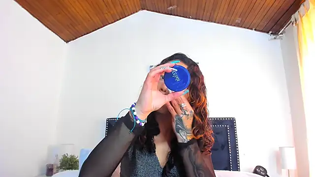 ZulyMichels online show from 02.22.25