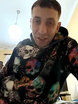 Snapshot of White_rabbit_ chatting on 10.25.25 White rabbit online show from 10.25.25