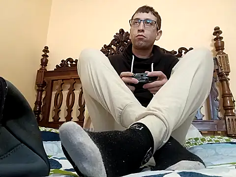 Snapshot of White_rabbit_ chatting on 11.24.25 White rabbit online show from 11.24.25