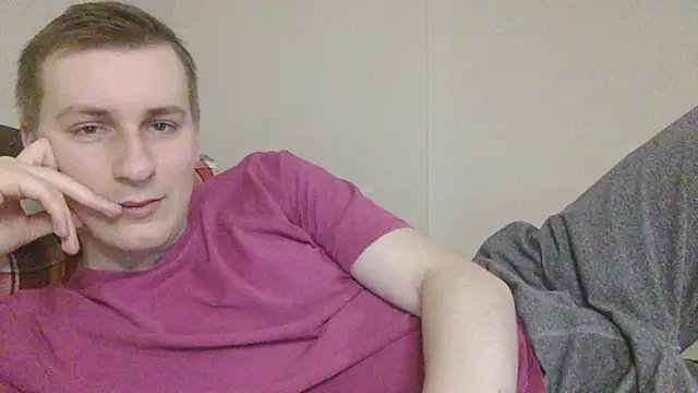 Snapshot of your_andy chatting on 11.28.25 your andy online show from 11.28.25