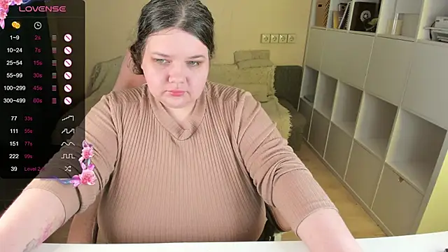 PlumPie online show from 12.20.25