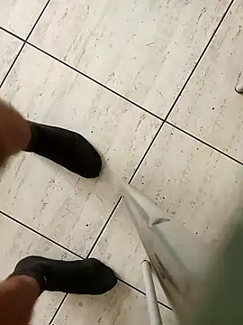 Snapshot of Espa69 chatting on 09.23.25 Espa69 online show from 09.23.25