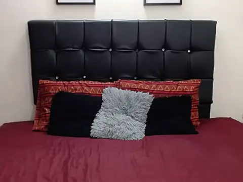 Violette Adams online show from 11.20.25