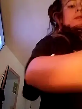 Snapshot of Juanavic chatting on 12.08.24 Juanavic online show from 12.08.24