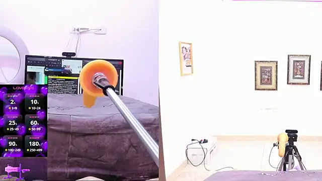 Paulina Davis  online show from 02.18.25