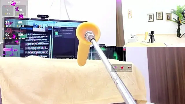 Paulina Davis  online show from 10.18.25