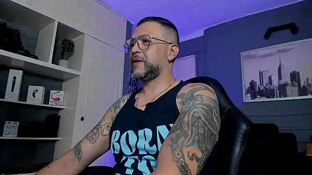 MrFrank tattoo online show from 10.09.25