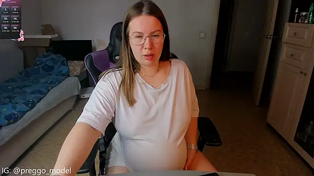 stella vestal online show from 04.15.26