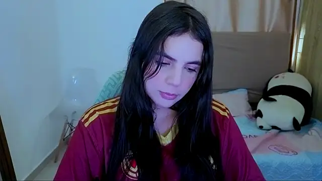 Snapshot of _elenna chatting on 07.04.26 elenna online show from 07.04.26