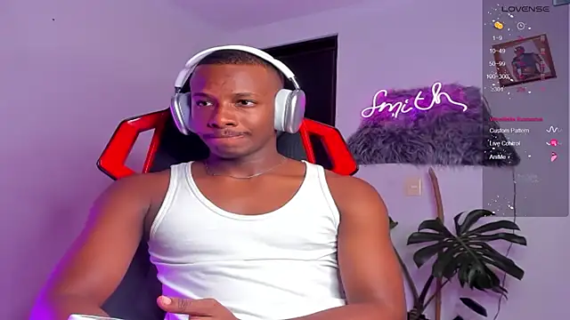 Snapshot of Baby_smith chatting on 12.11.24 Baby smith online show from 12.11.24