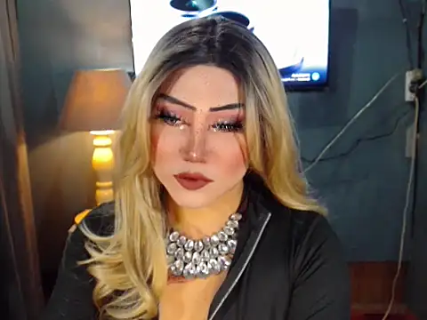 Snapshot of BlackAlison chatting on 04.15.26 BlackAlison online show from 04.15.26