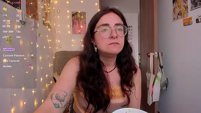 linda giggle online show from 11.05.25