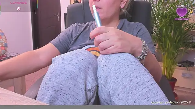 SquirtKitten online show from 10.07.25