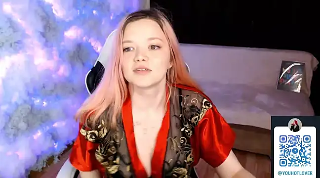 mary lunar online show from 03.14.25